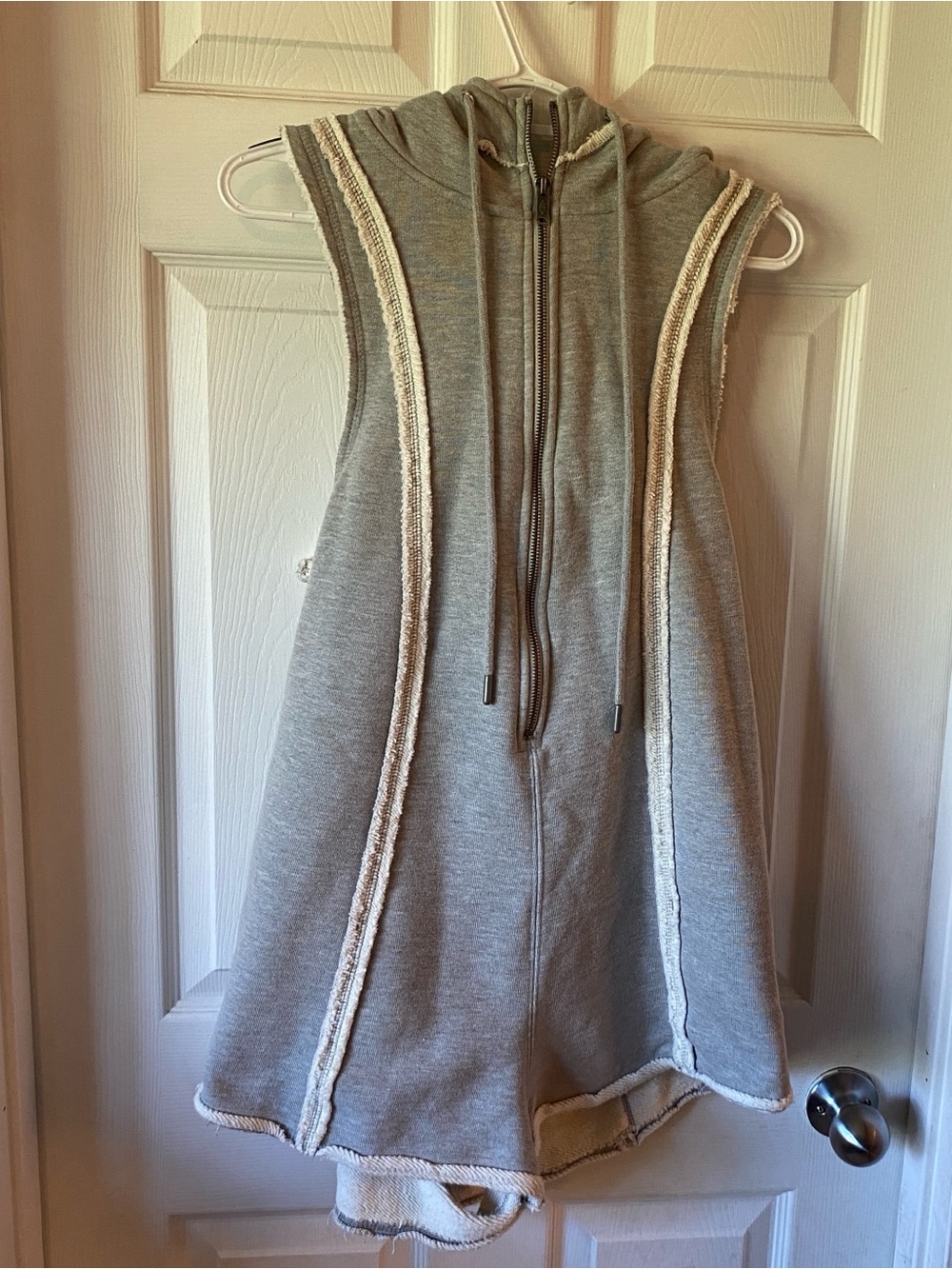 Free people Movement Jumper Women’s Medium Gray Sweat Style